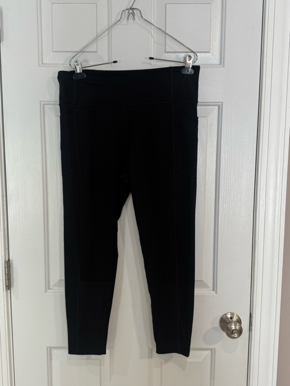 Victoria's Secret Black Logo Waistband Leggings With Side Pockets.
